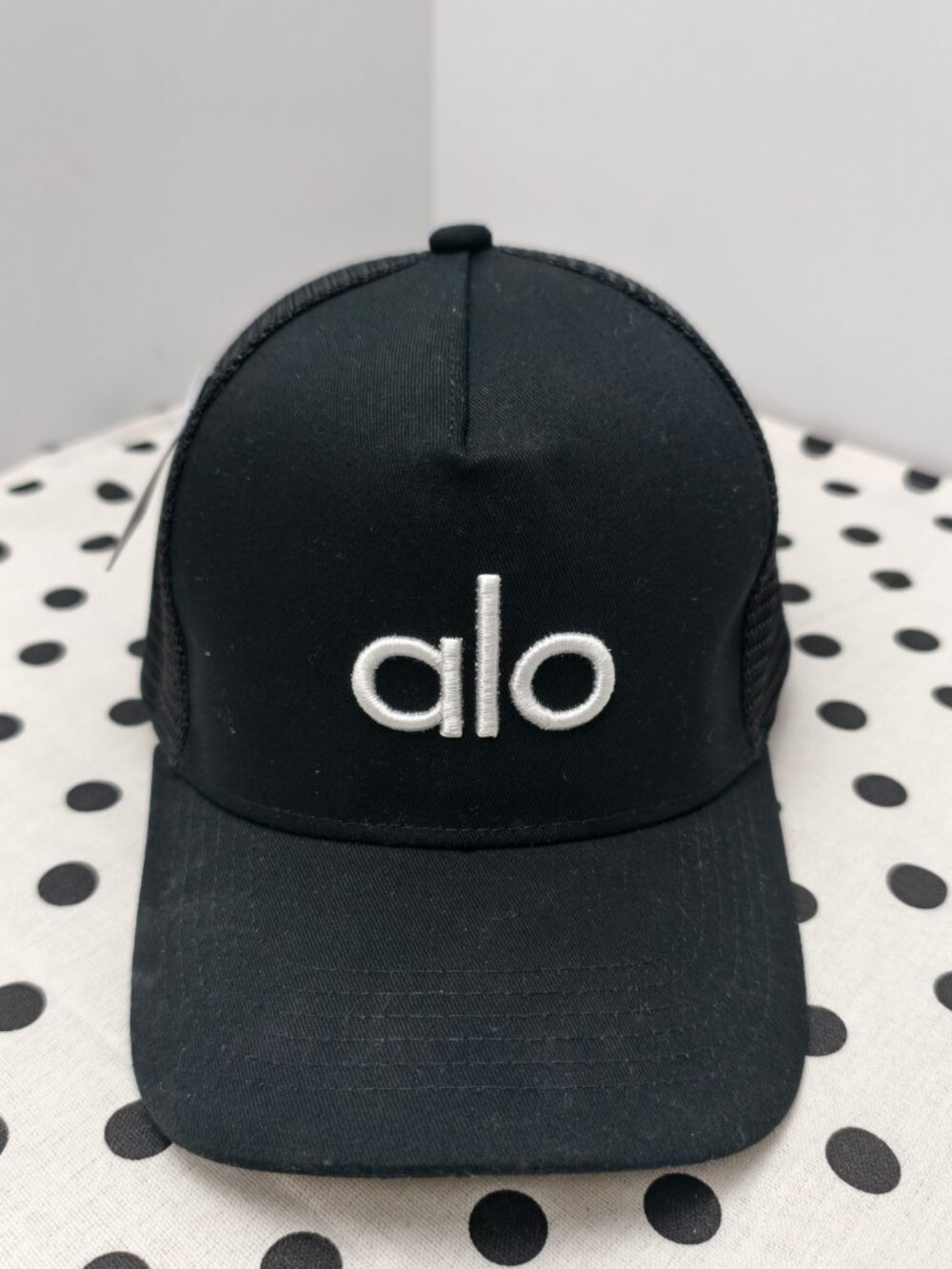 ☀️ALO Yoga District Trucker Hat - Picture 5 of 5
